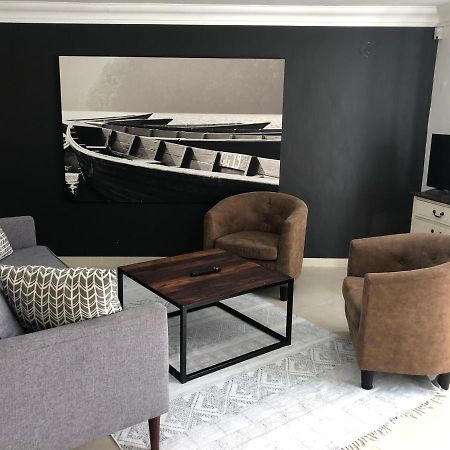 Villa Watsonia Bloubergstrand Luaran gambar