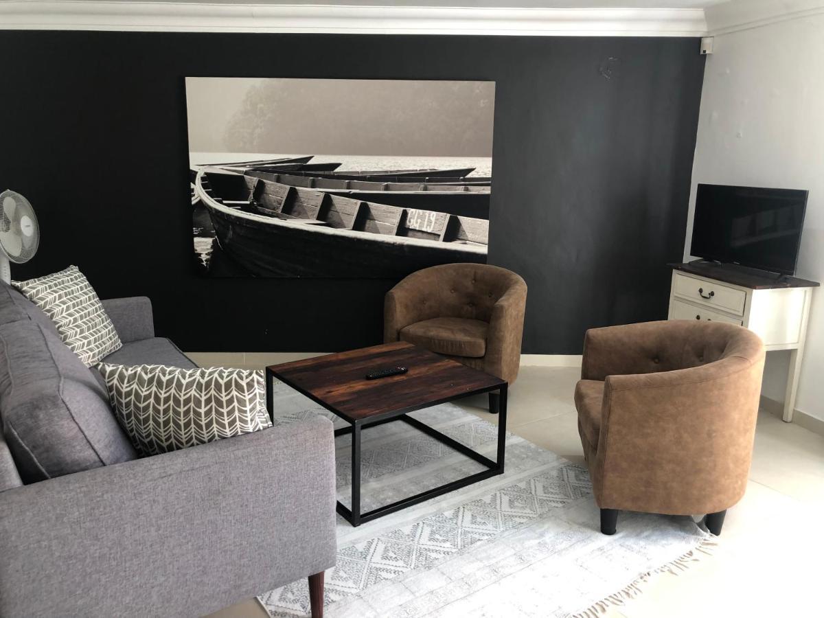 Villa Watsonia Bloubergstrand Luaran gambar